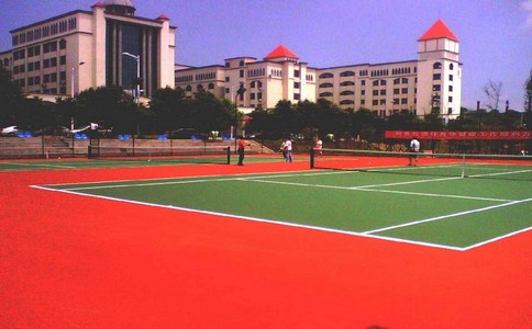 健身房使用的硅PU籃球場材料好嗎？
